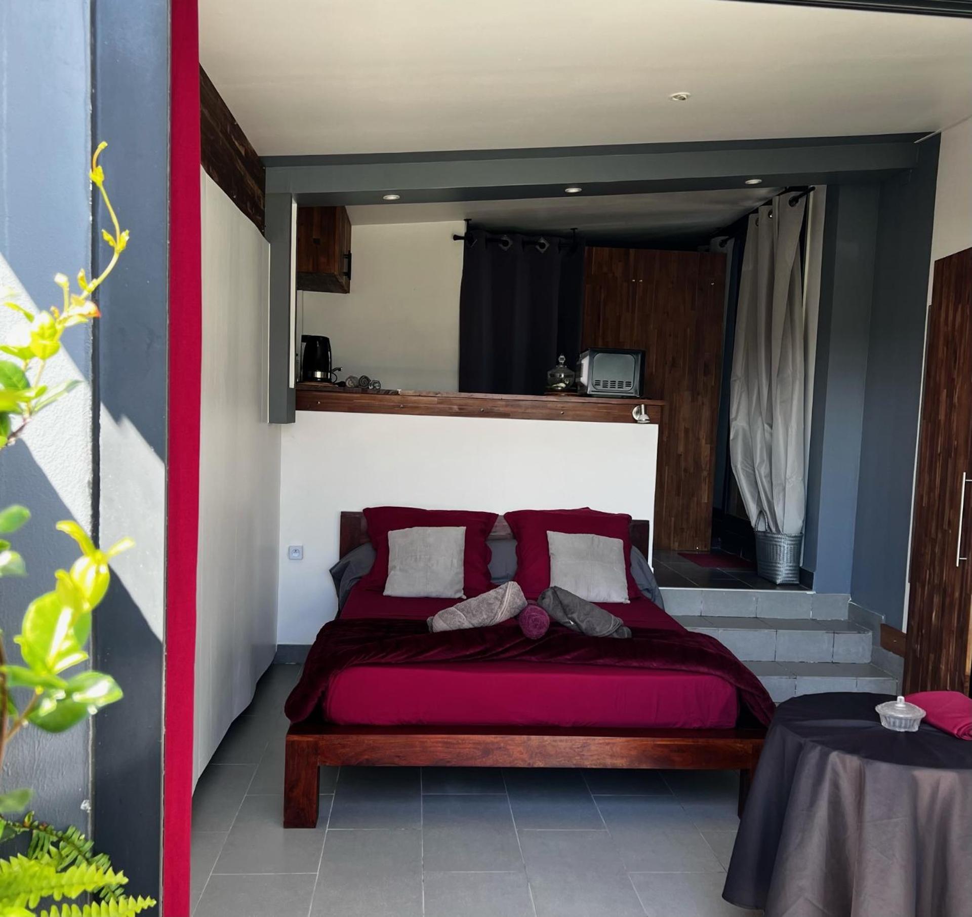 Studio Cosy Kazadalo, Deux Rives - Sainte-Suzanne Exterior foto